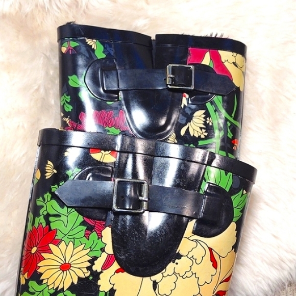 Sakroots floral faux fur lined rain boots - Picture 8 of 15